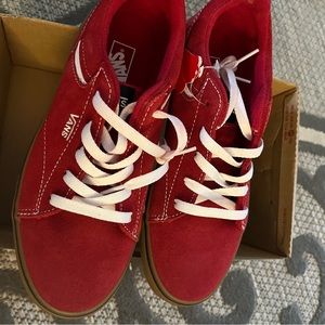 NWT Vans seldan sneakers